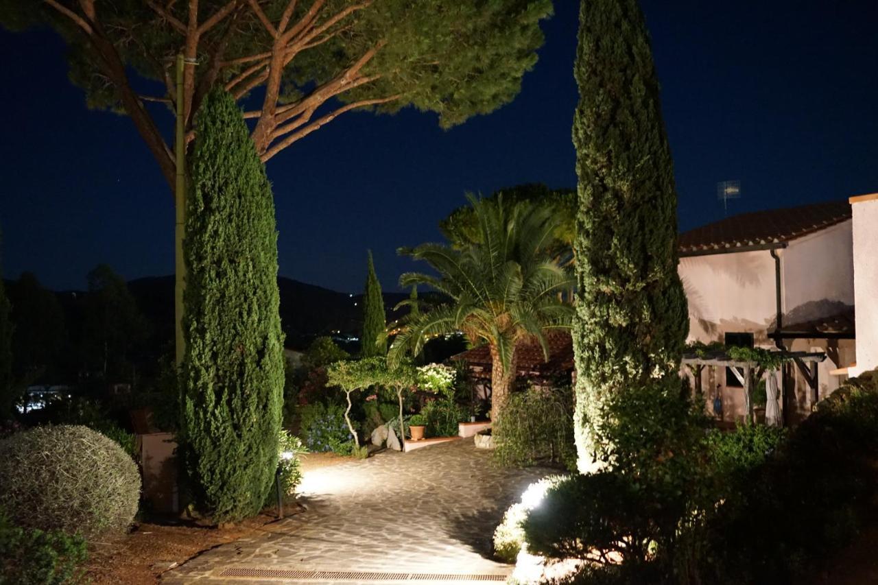 Studio-Appartment In Landhaus Mit Meerblick Porto Azzurro Buitenkant foto