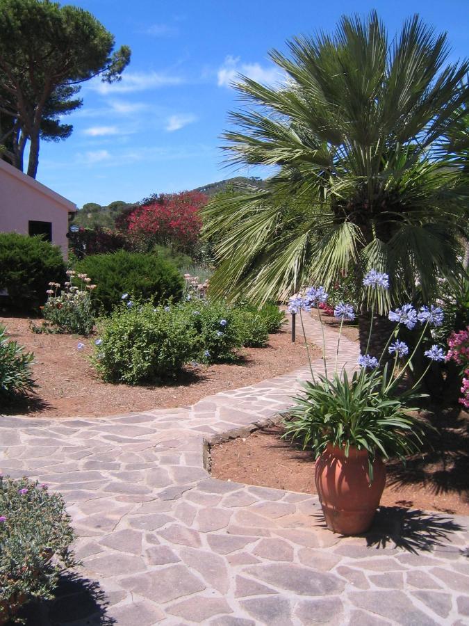 Studio-Appartment In Landhaus Mit Meerblick Porto Azzurro Buitenkant foto