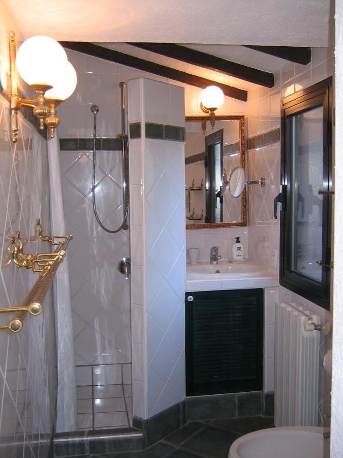 Studio-Appartment In Landhaus Mit Meerblick Porto Azzurro Buitenkant foto