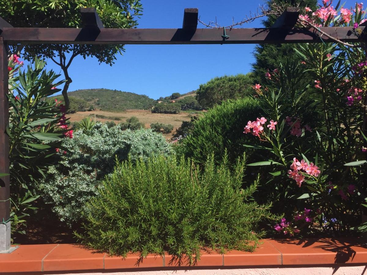 Studio-Appartment In Landhaus Mit Meerblick Porto Azzurro Buitenkant foto