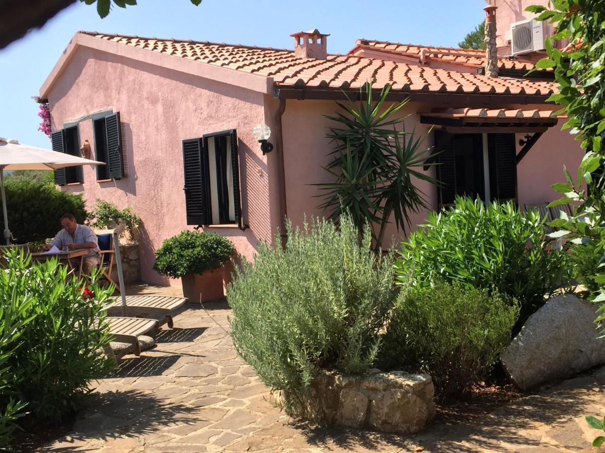 Studio-Appartment In Landhaus Mit Meerblick Porto Azzurro Buitenkant foto